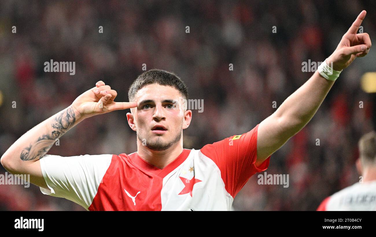 Prague, Czech Republic. 05th Oct, 2023. Soccer players L-R Armel Zohouri of  Tiraspol and Andres Dumitrescu of Slavia Praha in action during the  Football Europe League 2nd round match, group G match