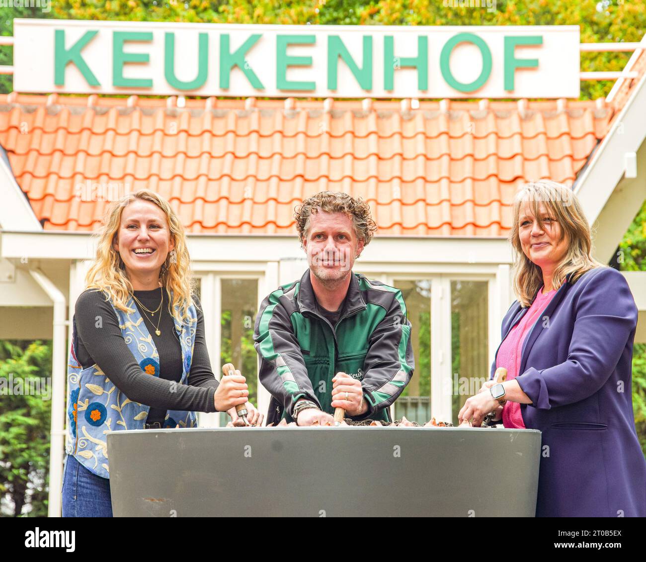 Bulb exporters hires stock photography and images Alamy