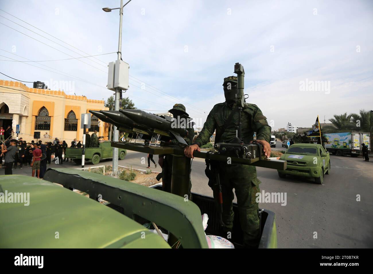 Gaza, Palestine. 4th Oct, 2023. Members of the Al-Quds Brigades, the military wing of the Islamic Jihad movement, participate in an anti-Israel military parade on the occasion of the 36th anniversary of the founding of the movement in Gaza City. (Credit Image: © Yousef Masoud/SOPA Images via ZUMA Press Wire) EDITORIAL USAGE ONLY! Not for Commercial USAGE! Stock Photo