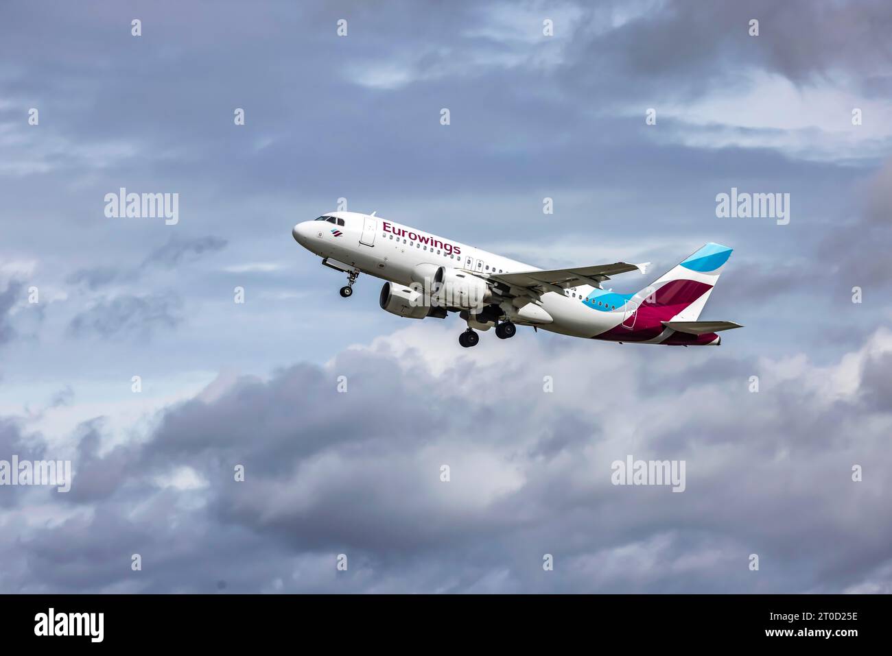 Eurowings airbus a319 100 hi-res stock photography and images - Alamy