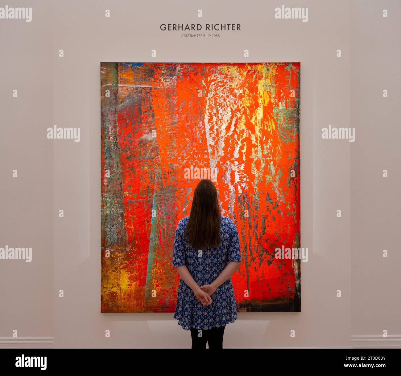 Sotheby's, London, UK. 6th Oct, 2023. Highlights from Sotheby's London Contemporary Frieze Art sales & The Fisher Landau Collection are on view Contemporary Evening Auction works include: Gerhard Richter, Abstraktes Bild, estimate £16,000,000 - 24,000,000. Credit: Malcolm Park/Alamy Live News Stock Photo