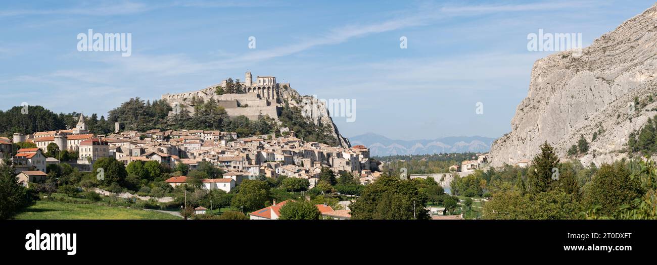 Sisteron, France, October 5th, 2023. Sisteron and its iconic citadel in panoramic view, nestled in the Alps, is a tourist destination Stock Photo