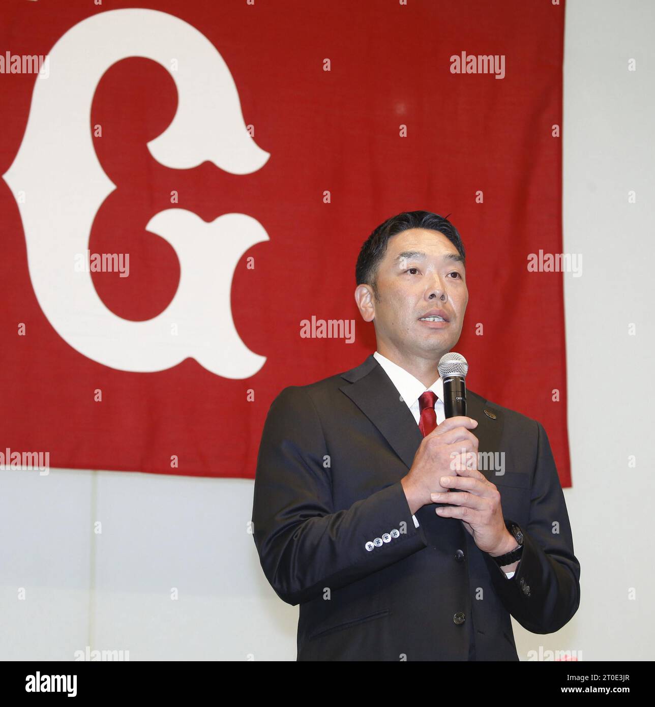 Yomiuri Giants manager press conference Incident Details and Police Involvement