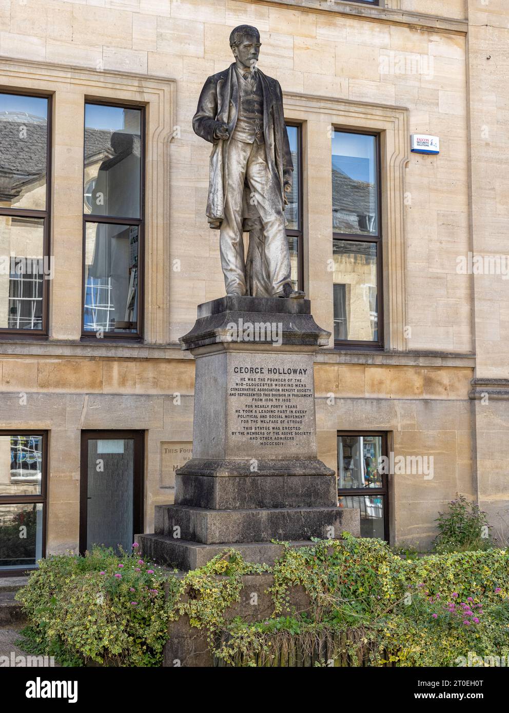 Statue of George Holloway; member of Parliament and founder of Benefit Society in late 19th Century; Stroud; Gloucestershire; United Kingdom Stock Photo
