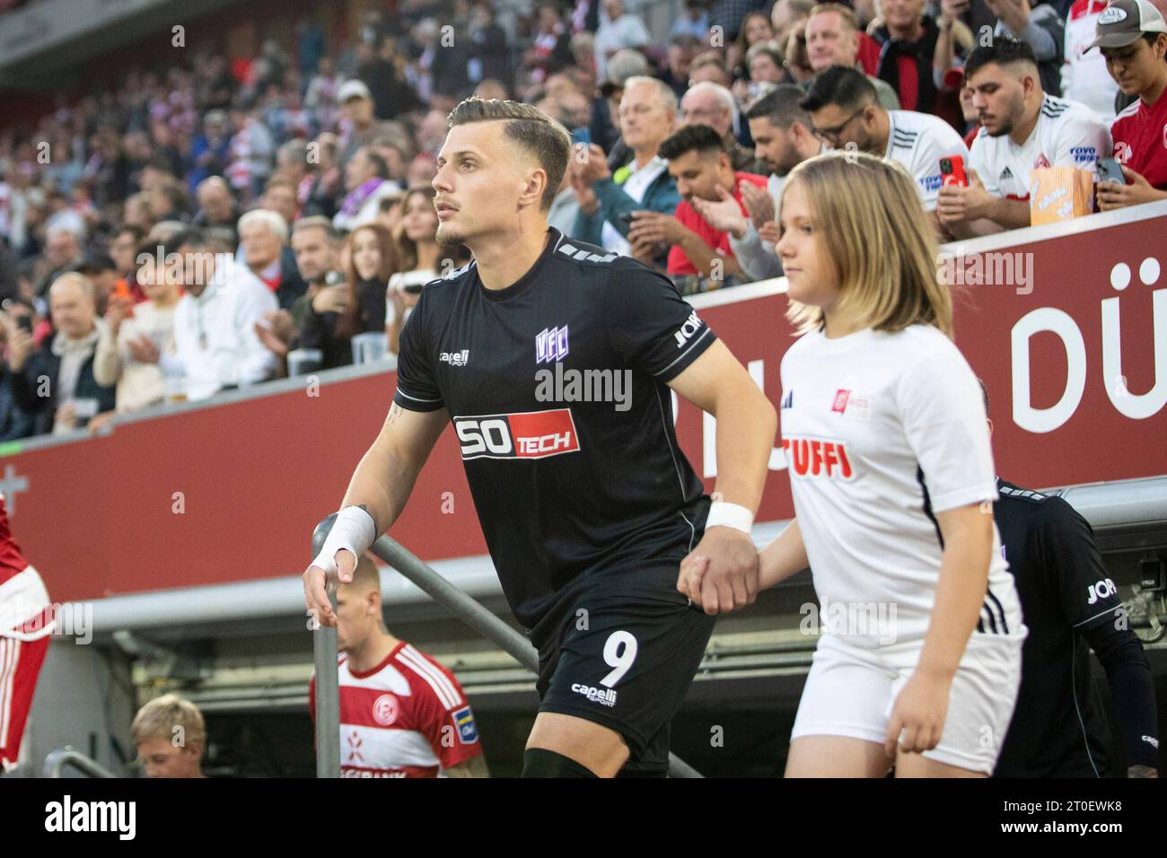 duesseldorf-deutschland-06th-oct-2023-erik-engelhardt-vfl-osnabr