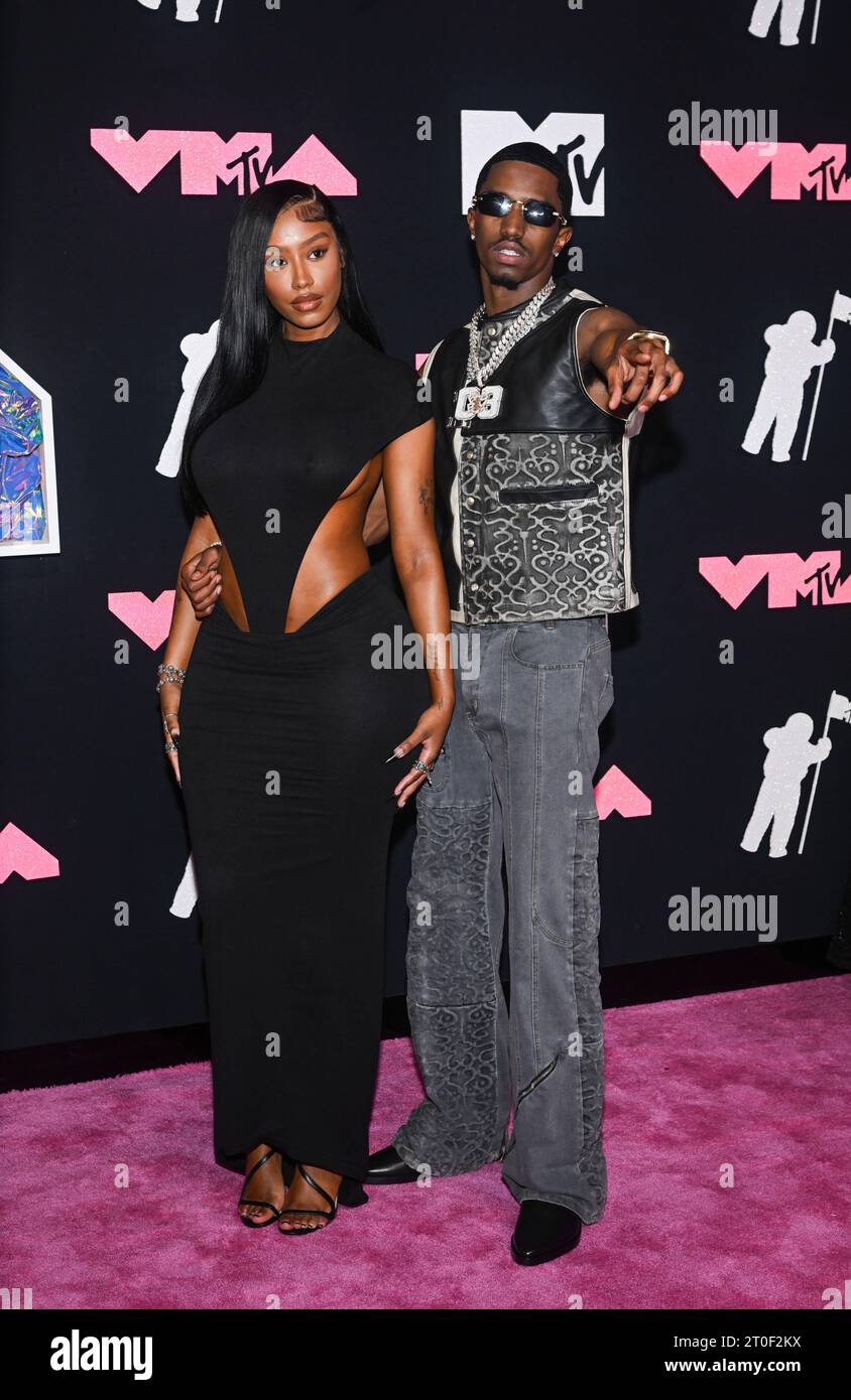 Raven tracy hi-res stock photography and images - Alamy