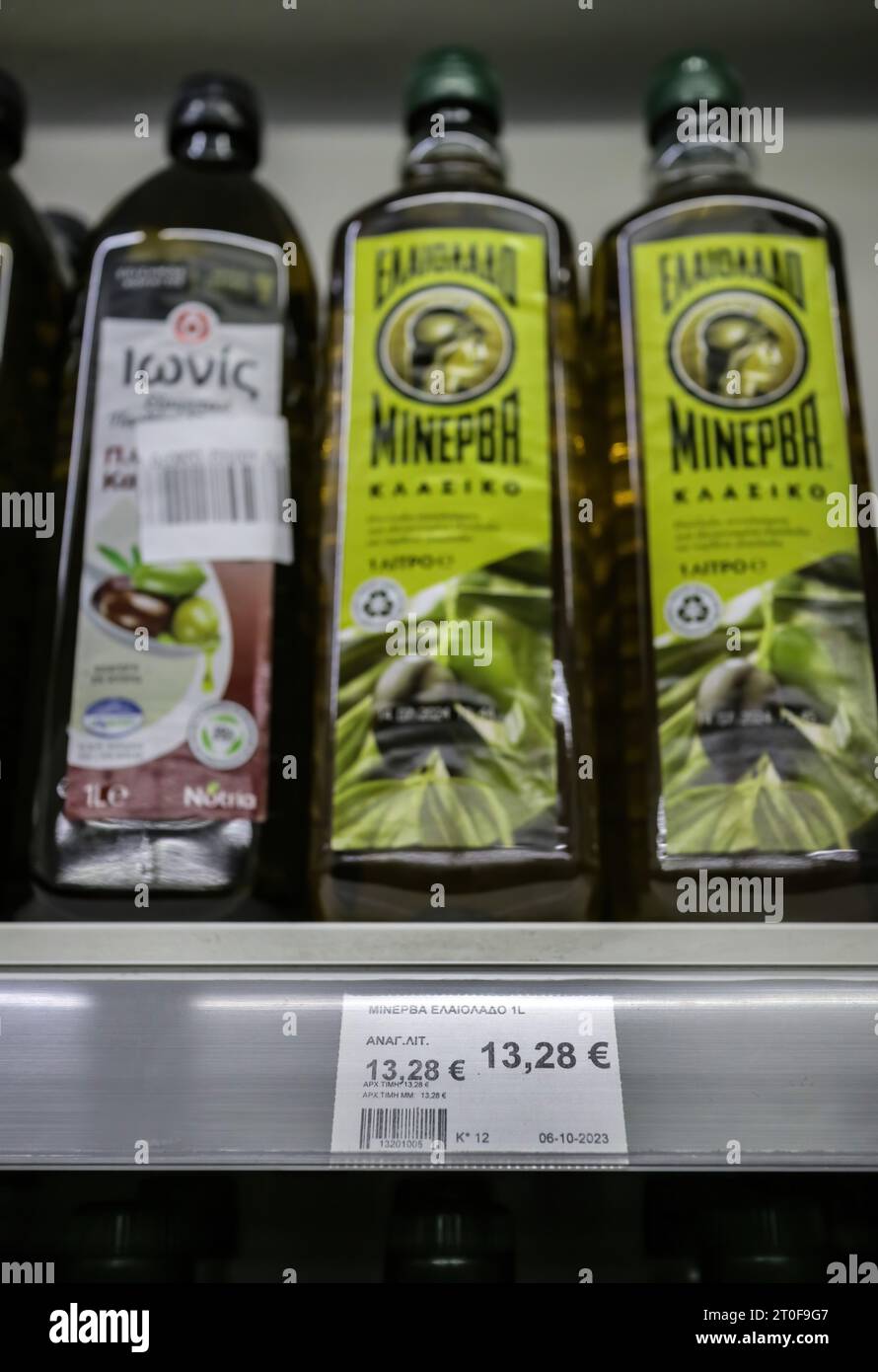 Athens, Greece. 06 October 2023.The price tag of olive oil in the local supermarket shows 13.28 euros per liter. Olive oil is an essential part of culture and cuisine of the country. Greece and Italy are the second and third largest producers of olive oil, according to the International Olive Council. Credit: Dimitris Aspiotis/Alamy Live News Stock Photo
