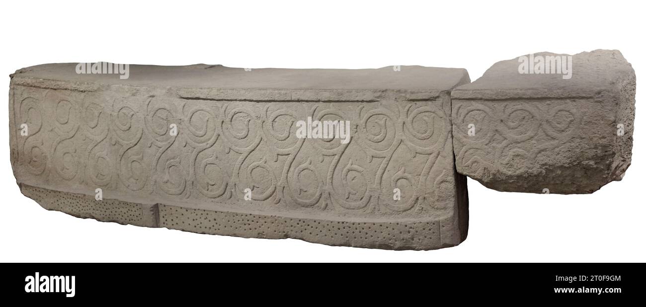 Neolithic Period. Temple Period (3600 to 2500 BC). Tarxien Temple Complex. Malta. Built in honour of a mother goddess of fertility. Reliefs on one of the stone blocks, decorated with borders. National Museum of Archaeology. Valletta. Malta. Stock Photo