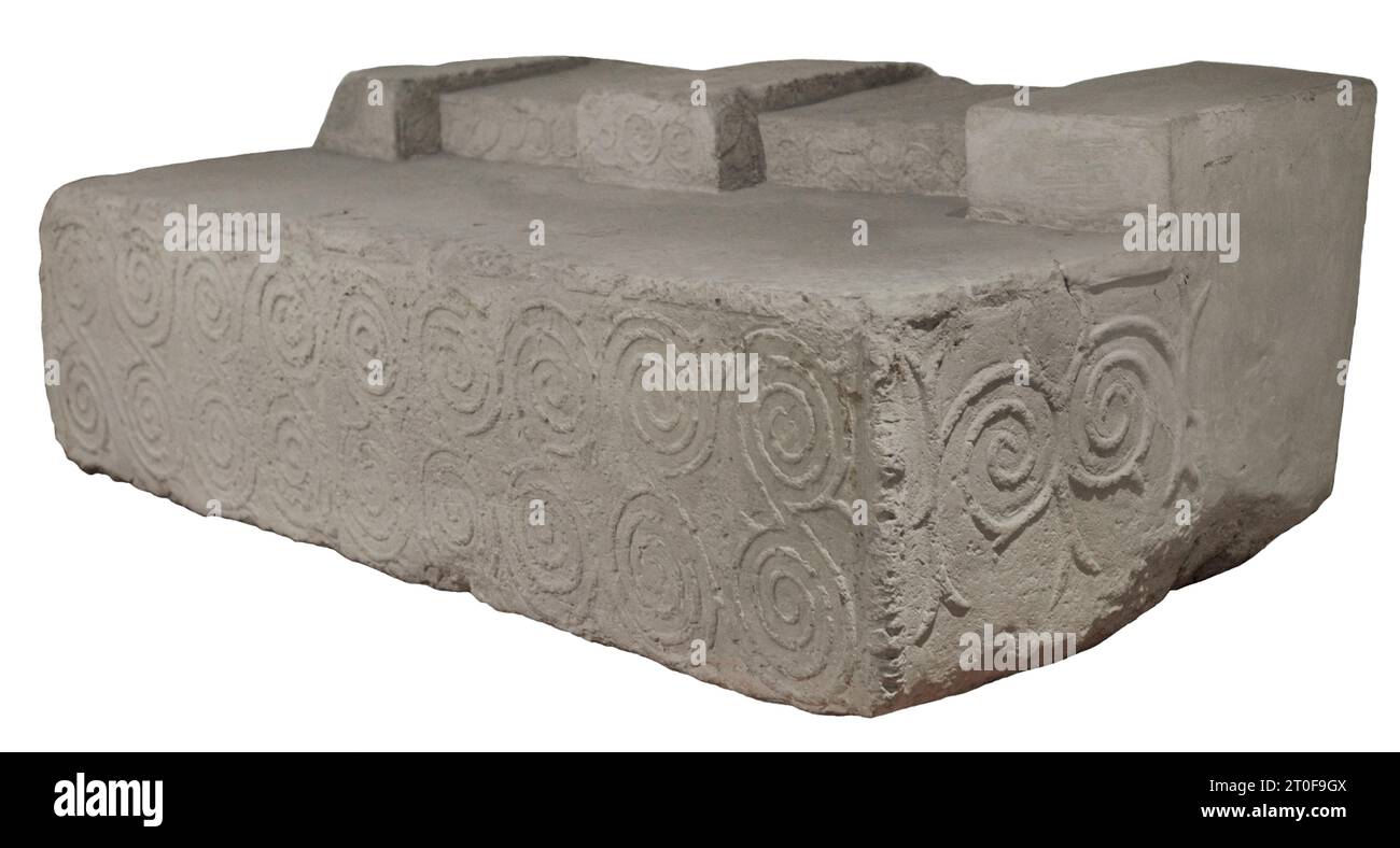 Neolithic Period. Temple Period (3600 to 2500 BC). Tarxien Temple Complex. Malta. Built in honour of a mother goddess of fertility. Architectural fragment decorated with ornamental reliefs in the form of a border. National Museum of Archaeology. Valletta. Malta. Stock Photo