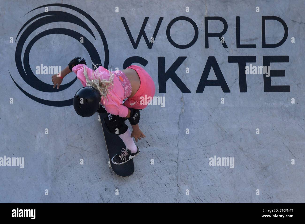 Lido Di Ostia, Rome, Ita. 06th Oct, 2023. Heili Sirvio of Finland warms up during the 2023 Skateboarding Park World Championship women's quarterfinals practice, a qualifying event for Paris Olympic Games, at The Spot Skatepark in Lido di Ostia, Rome, Italy, October 6th, 2023. Credit: Insidefoto di andrea staccioli/Alamy Live News Stock Photo