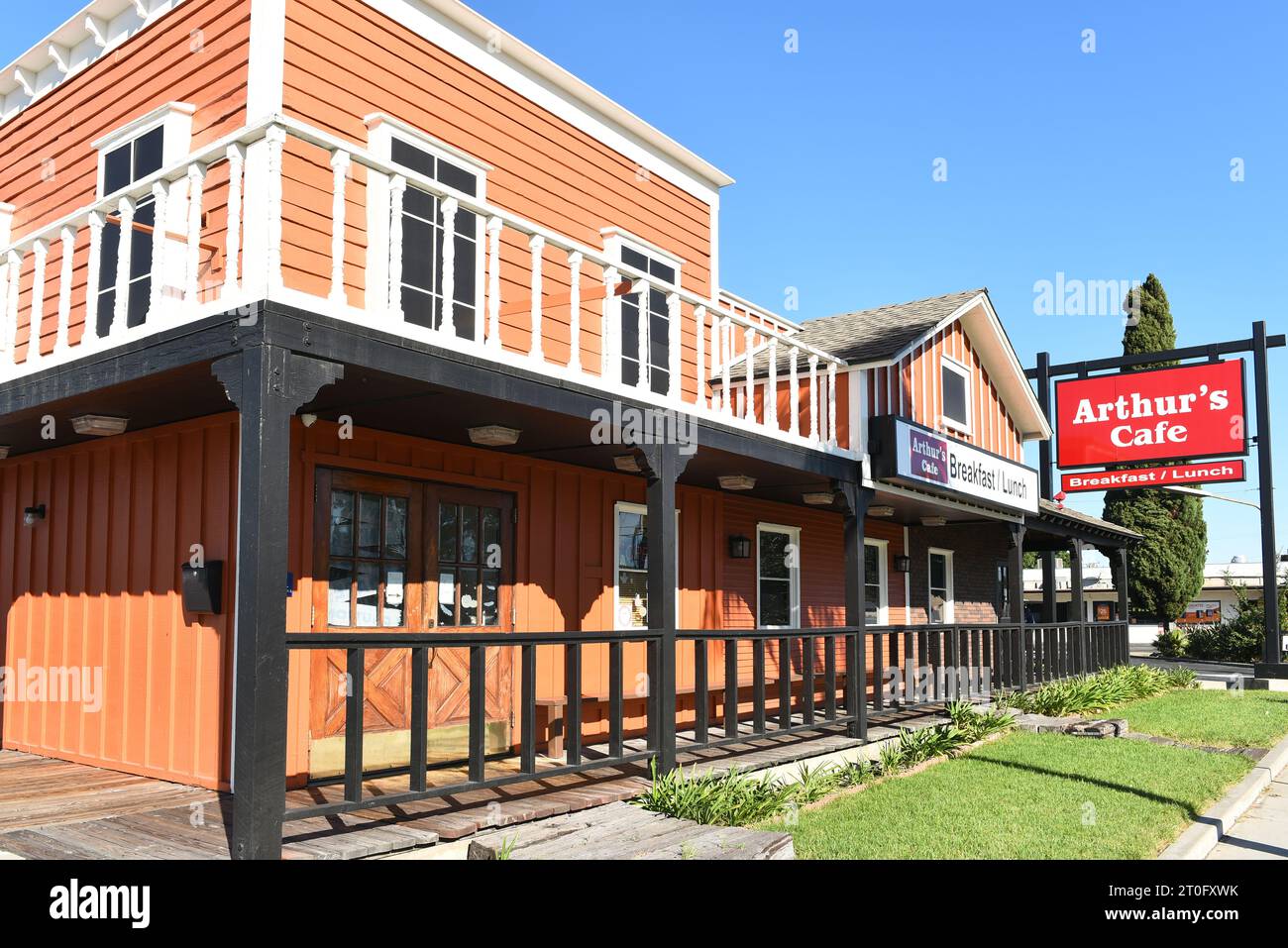 ORANGE , CALIFORNIA - 4 OCT 2023:  Arthurs Cafe on Tustin Street, serves a wide variety of comfort for over 40 years. Stock Photo