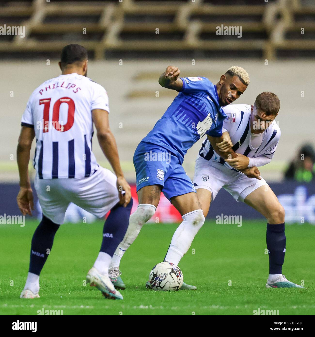 Birmingham, UK. 06th Oct, 2023. Birmingham City's Juninho Bacuna tries