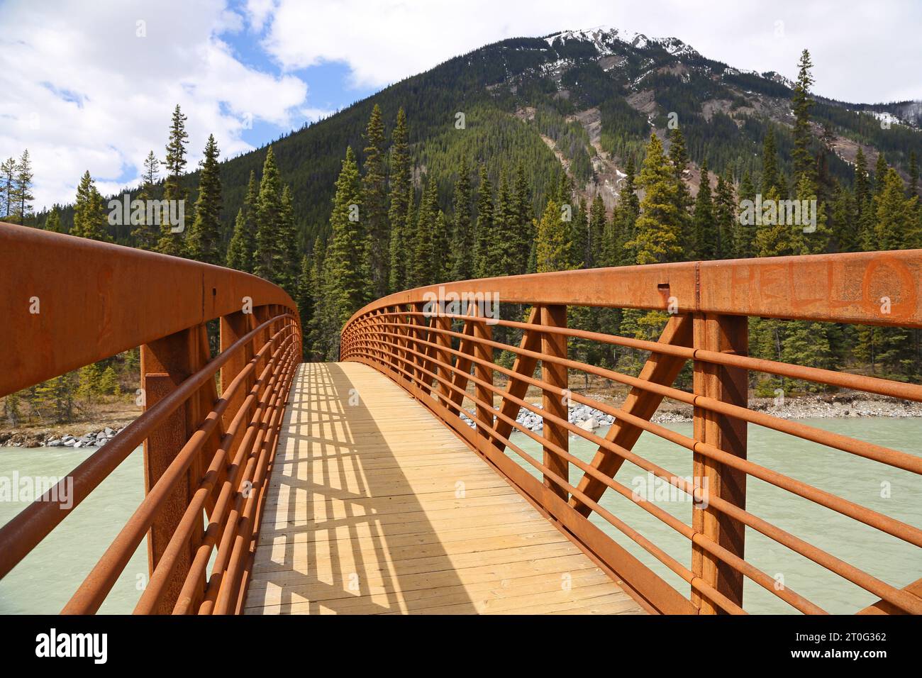 Kootenay river bridge hi-res stock photography and images - Alamy