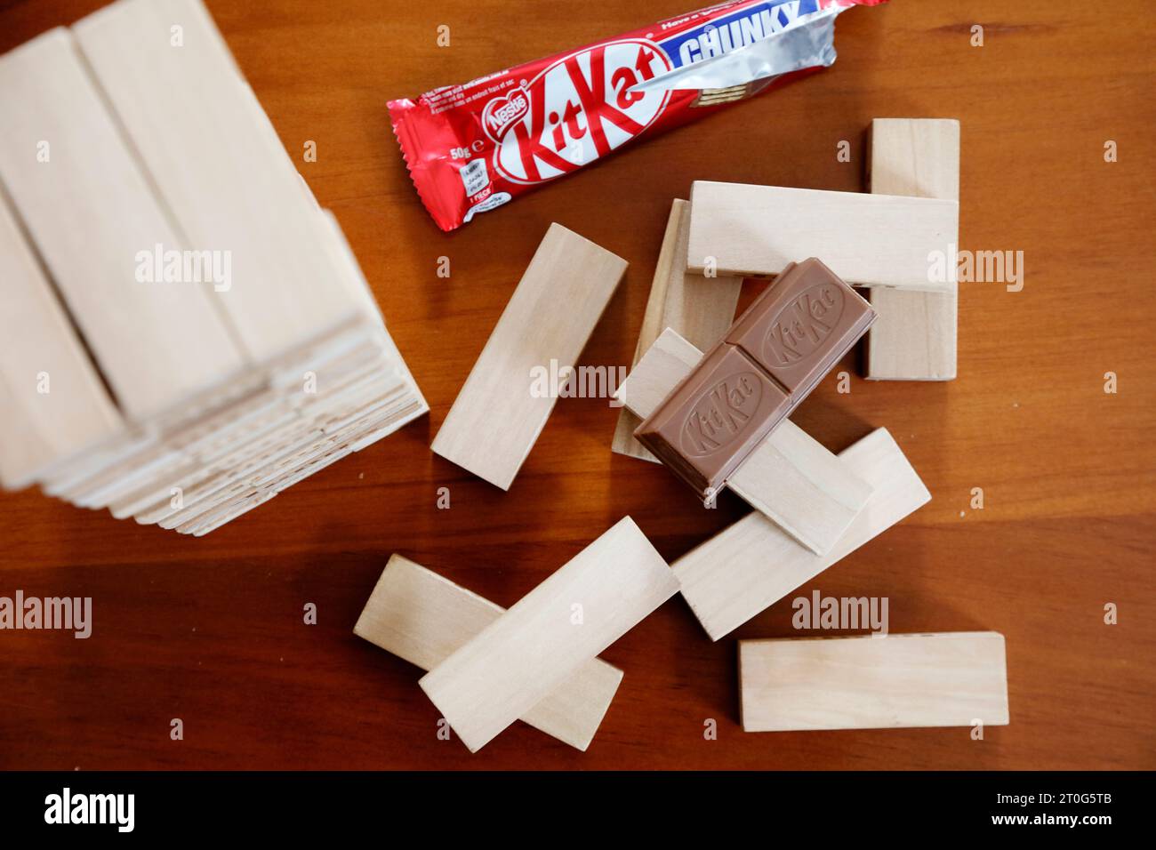 KitKat Jenga game break time Stock Photo Alamy
