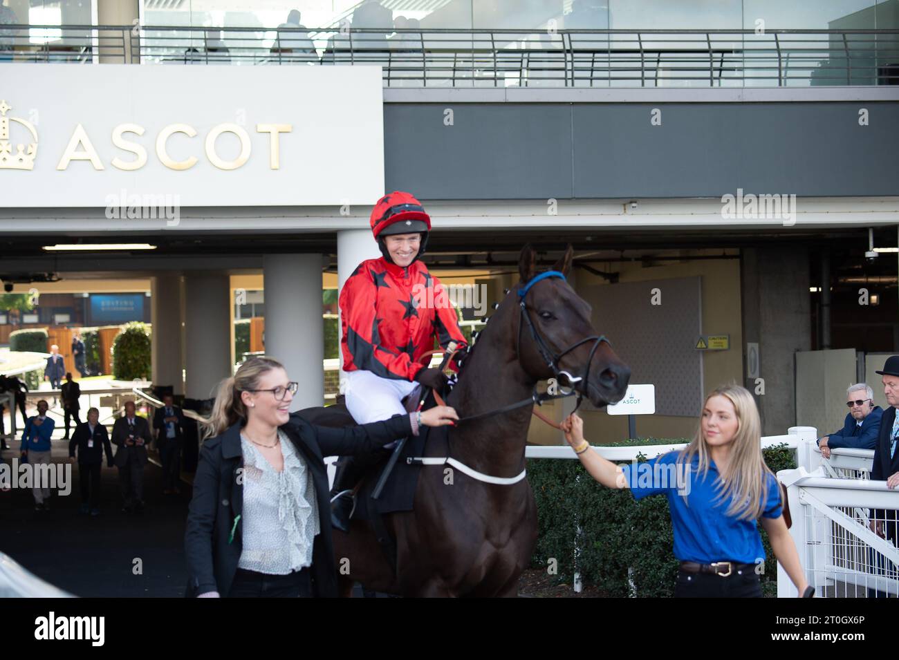 Lucy turner hires stock photography and images Alamy