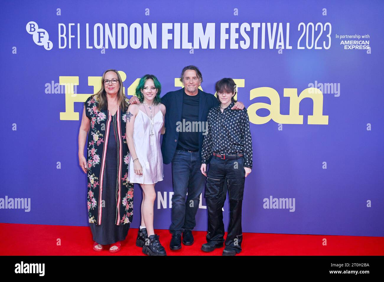 London, UK, 06 October 2023.  Richard Linklater, Director with his wife Christina Harrison and their two daughters during the Red carpet arrivals for the showing of 'Hit Man' at the Southbank Centre, Royal Festival Hall during the BFI London Film Festival, London, UK. Stock Photo