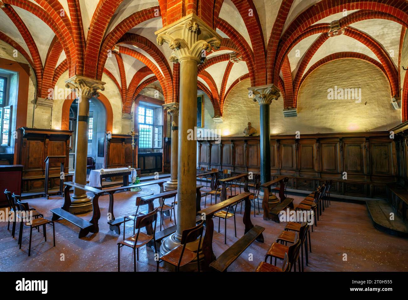 The chapter room in the monastery. The Basilica di Sant'Andrea is the church of a monastery in Vercelli, Piedmont, northern Italy. Stock Photo