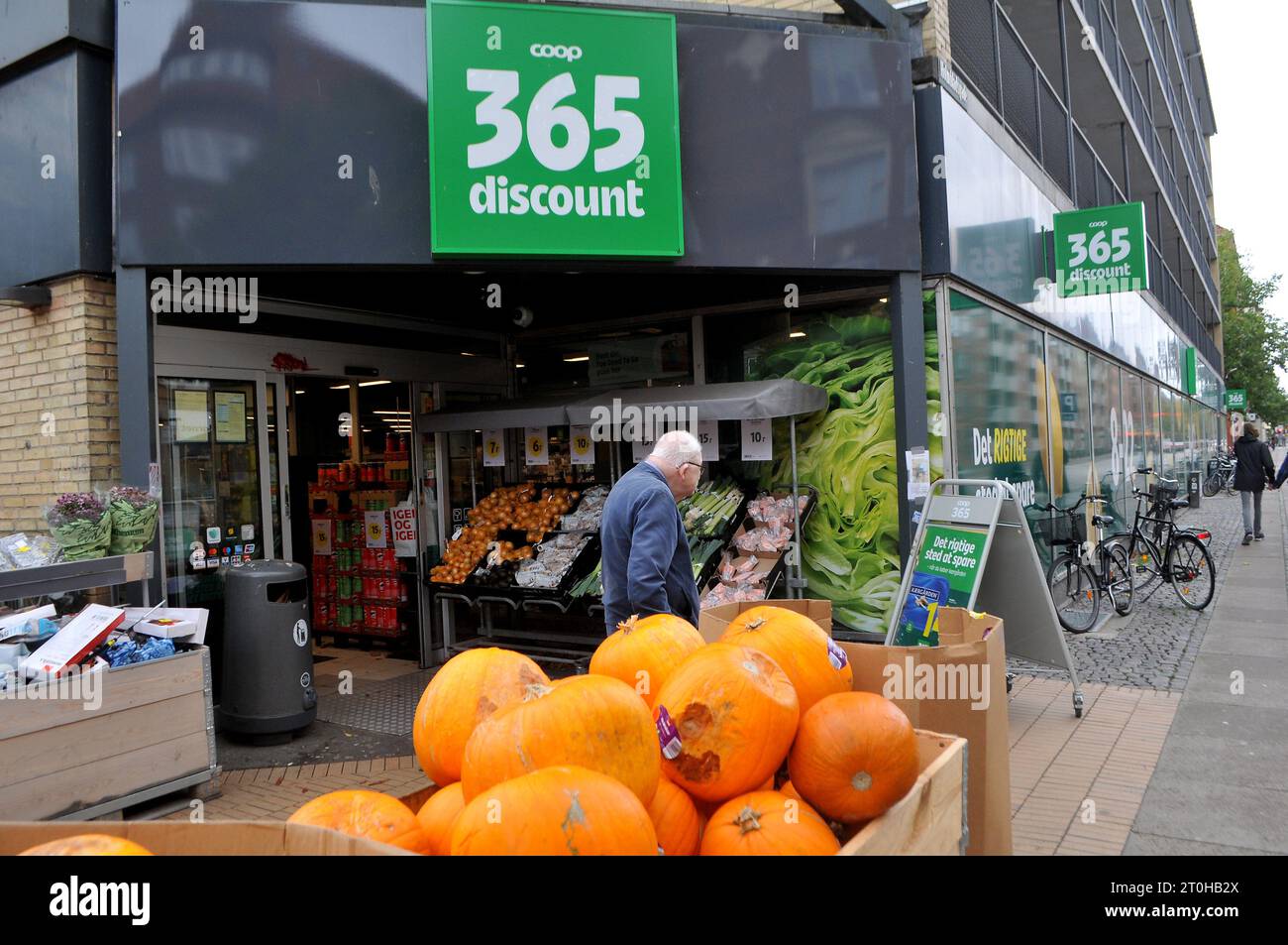 Copenhagen/Denmark/07 Oct. 023/Coop 365 discount coop grocery store in