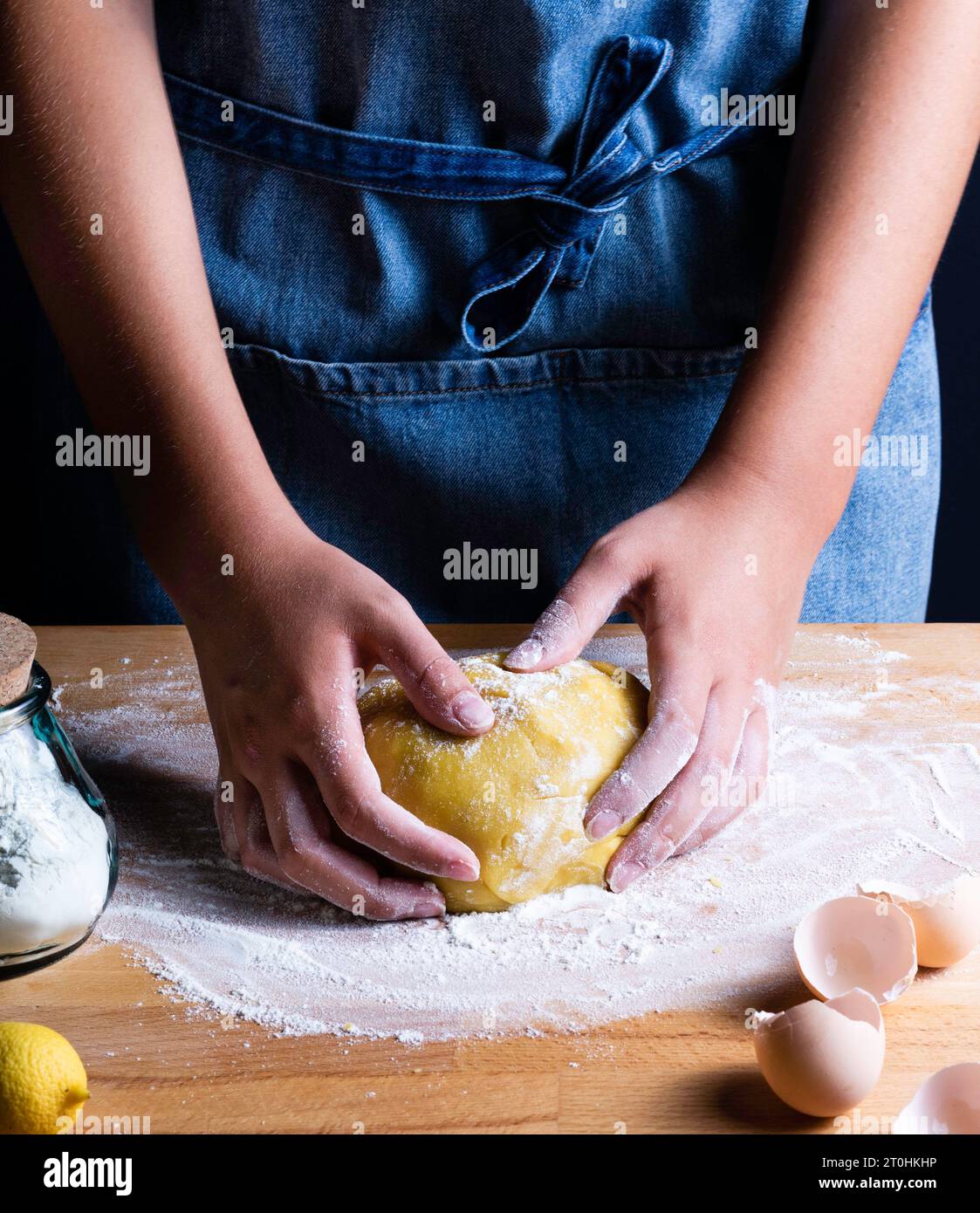 Making cake dough hi-res stock photography and images - Alamy
