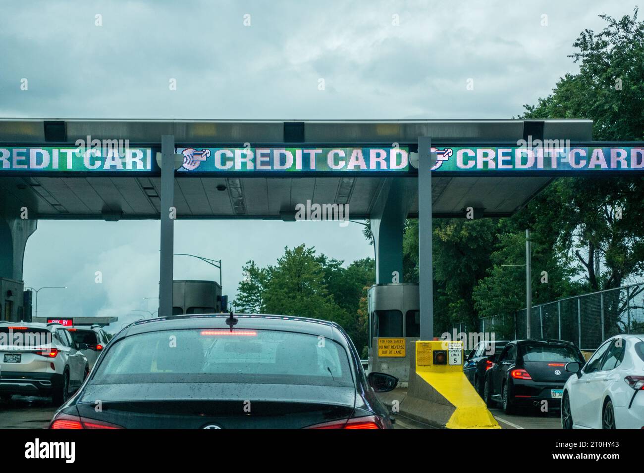 Toll road in USA collecting payment by credit card Stock Photo Alamy Toll road in USA collecting payment by credit card Stock Photo Alamy