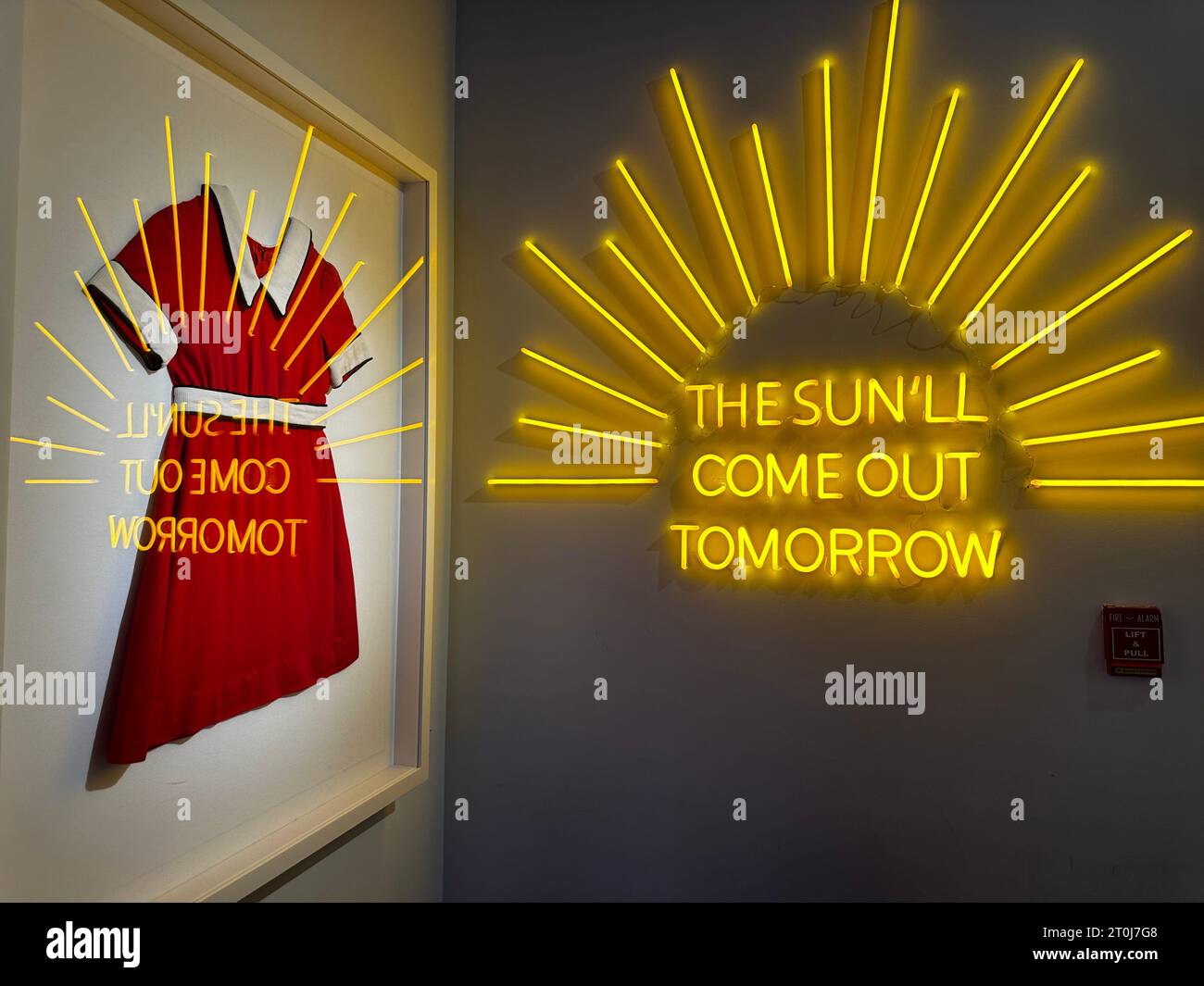 Annie musical quote hi-res stock photography and images - Alamy