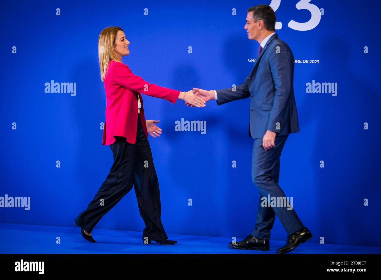 Granada, Spain. 06th Oct, 2023. Nicolas Landemard/Le Pictorium - Informal European Summit in Granada (Spain). - 06/10/2023 - Spain/Andalusia/Granada - Roberta Metsola with Pedro Sanchez. The various European heads of state met at an informal summit of the European Economic Community. Credit: LE PICTORIUM/Alamy Live News Stock Photo