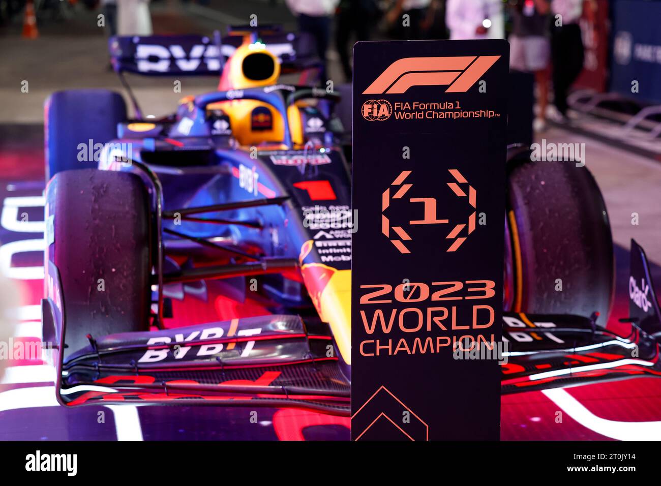 VERSTAPPEN Max (ned), Red Bull Racing RB19, Louis Vuitton bag during the  2023 Formula 1 Aramco