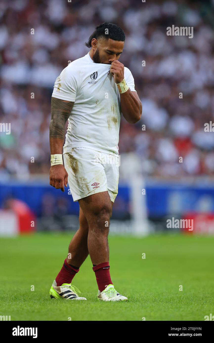 Lille, France. 7th Oct, 2023. Manu Tuilagi of England during the Rugby World Cup 2023 match at Stade Pierre Mauroy, Lille. Picture credit should read: Paul Thomas/Sportimage Credit: Sportimage Ltd/Alamy Live News Stock Photo