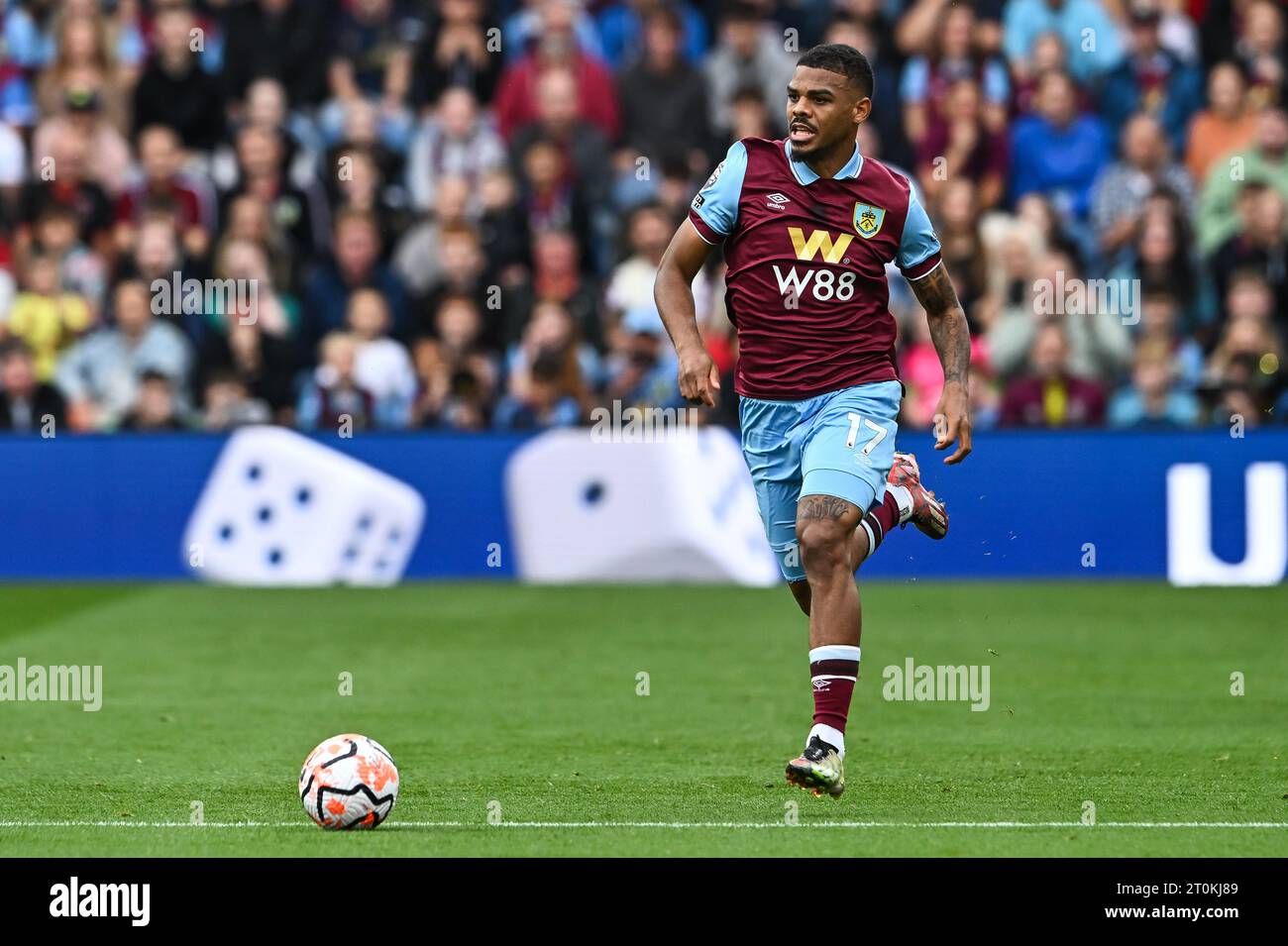 Watch Lyle Foster, Burnley x Aston Villa Online