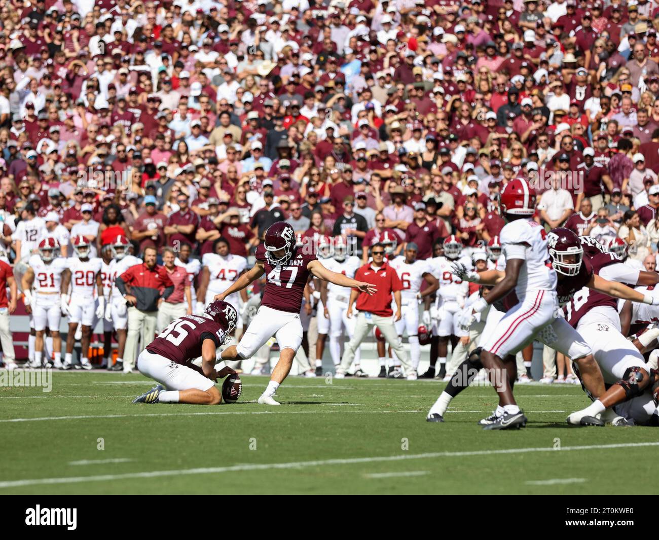 October 7, 2023: DUPLICATE***Texas A&M place kicker Randy Bond (47) kicks a field goal during an NCAA college football game between Texas A&M and Alabama on October 7, 2023, in College Station, Texas. Alabama won, 26-20. (Credit Image: © Scott Coleman/ZUMA Press Wire) EDITORIAL USAGE ONLY! Not for Commercial USAGE! Stock Photo