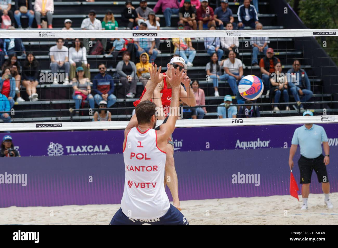October 7, 2023. Tlaxcala, Mexico: Tri Bourne of United States in action against Jakub Zdybek of Poland During The Men's Volleyvall Match between Poland and United States of Beach Volleyball World Cup. On October 7, 2023 In Tlaxcala, Mexico (Credit Image: © Essene Hernandez/eyepix via ZUMA Press Wire) EDITORIAL USAGE ONLY! Not for Commercial USAGE! Stock Photo