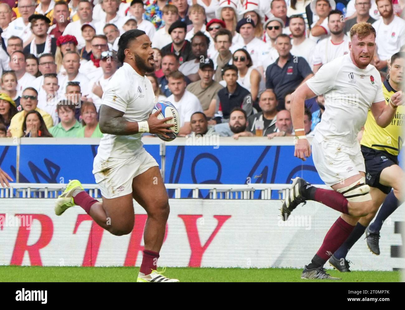 Lyon, France. 08th Oct, 2023. Manu Tuilagi and Ollie Chessum of England during the World Cup 2023, Pool D rugby union match between England and Samoa on October 7, 2023 at Pierre Mauroy stadium in Villeneuve-d'Ascq near Lille, France. Photo by Laurent Lairys/ABACAPRESS.COM Credit: Abaca Press/Alamy Live News Stock Photo