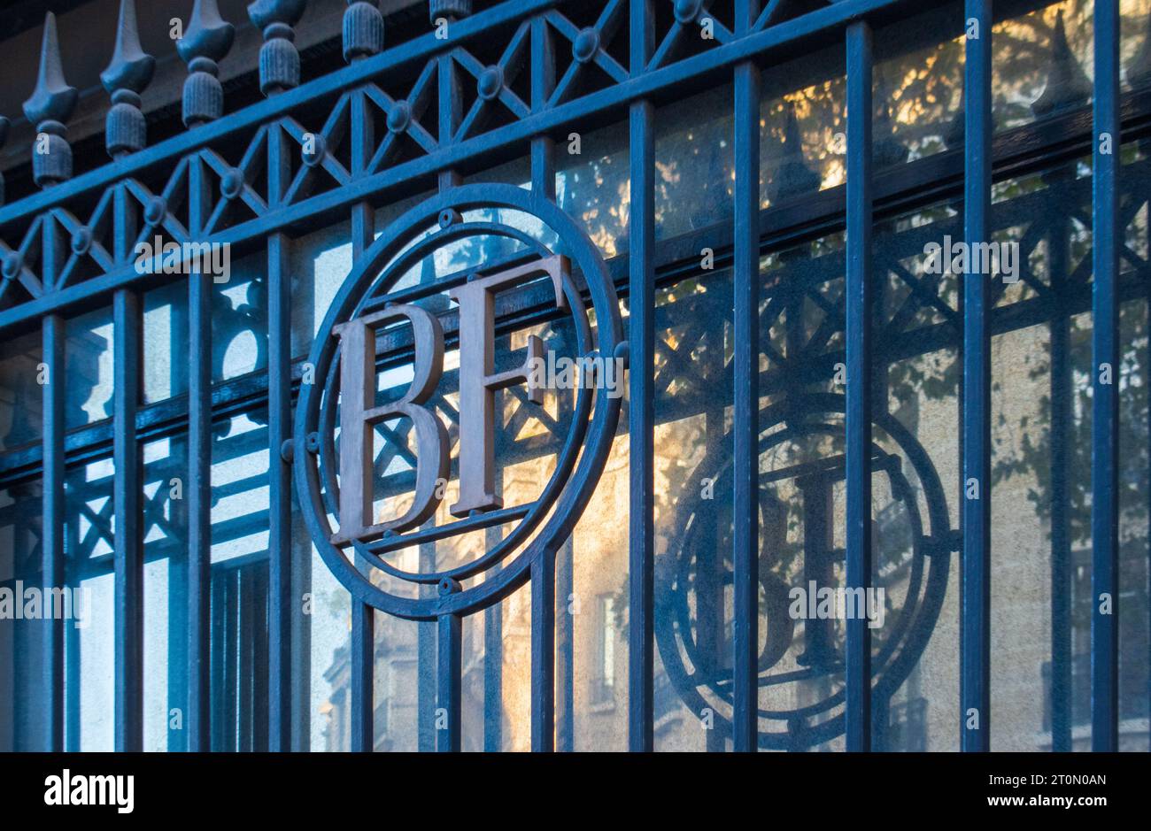 Paris, France - 09 29 2023 : closed gate of the Banque de France Stock ...