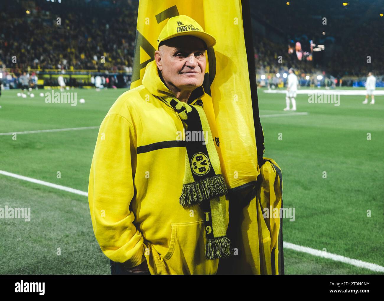 Fanion Wimpel Borussia Dortmund BVB 09 – Années 90 – Occasion – Allemagne