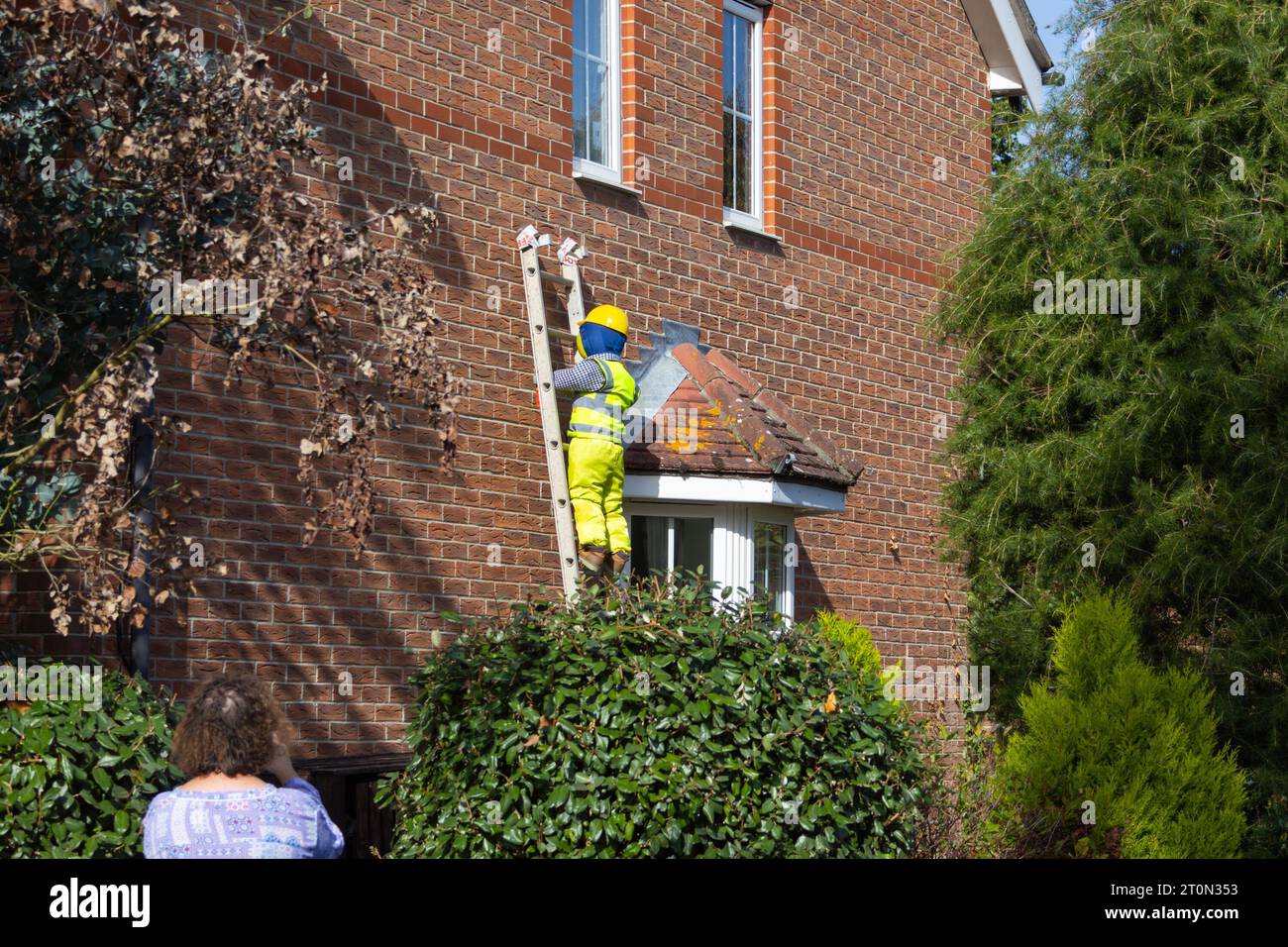Hamstreet, Kent, UK. 8th Oct, 2023. The annual scarecrow trail is underway in the village of Hamstreet near Ashford, Kent. Scores of visitors are attracted to this event from surrounding neighbourhoods. Photographer: Paul Lawrenson, Photo Credit: PAL News/Alamy Live News Stock Photo