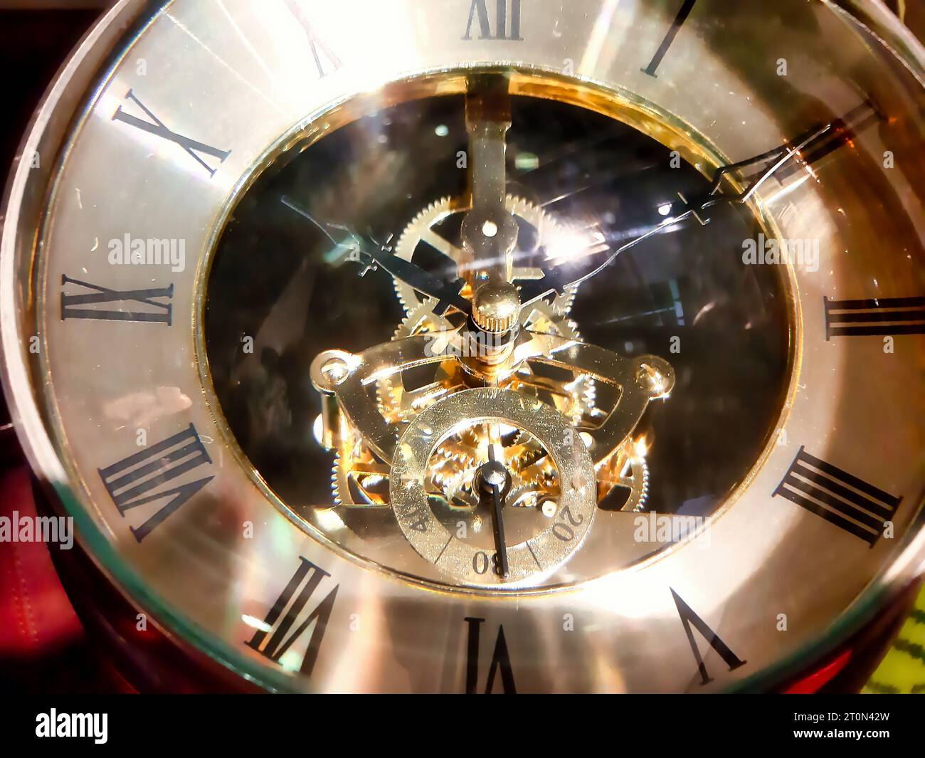 Top view arrangement clock hi-res stock photography and images - Alamy