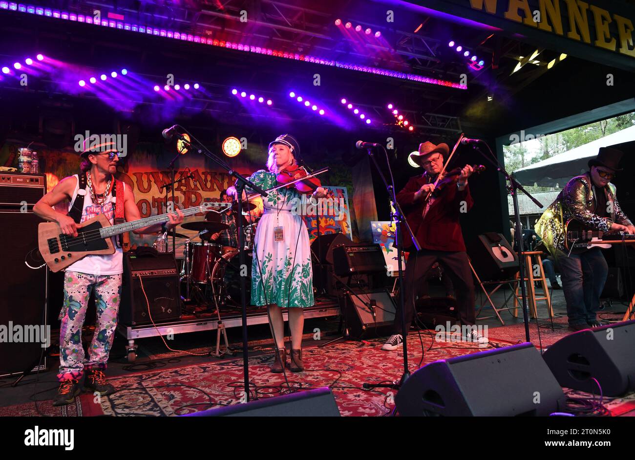 Live Oak, United States. 07th Oct, 2023. Snake Oil Medicine Show performs at the seventh annual Suwannee Roots Revival music festival, at the Spirit of the Suwannee Music Park in Live Oak. Credit: SOPA Images Limited/Alamy Live News Stock Photo