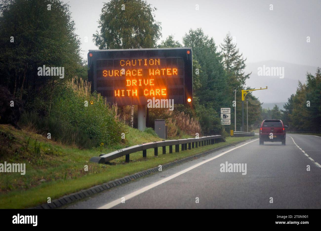 Severe weather warning sign hires stock photography and images Alamy