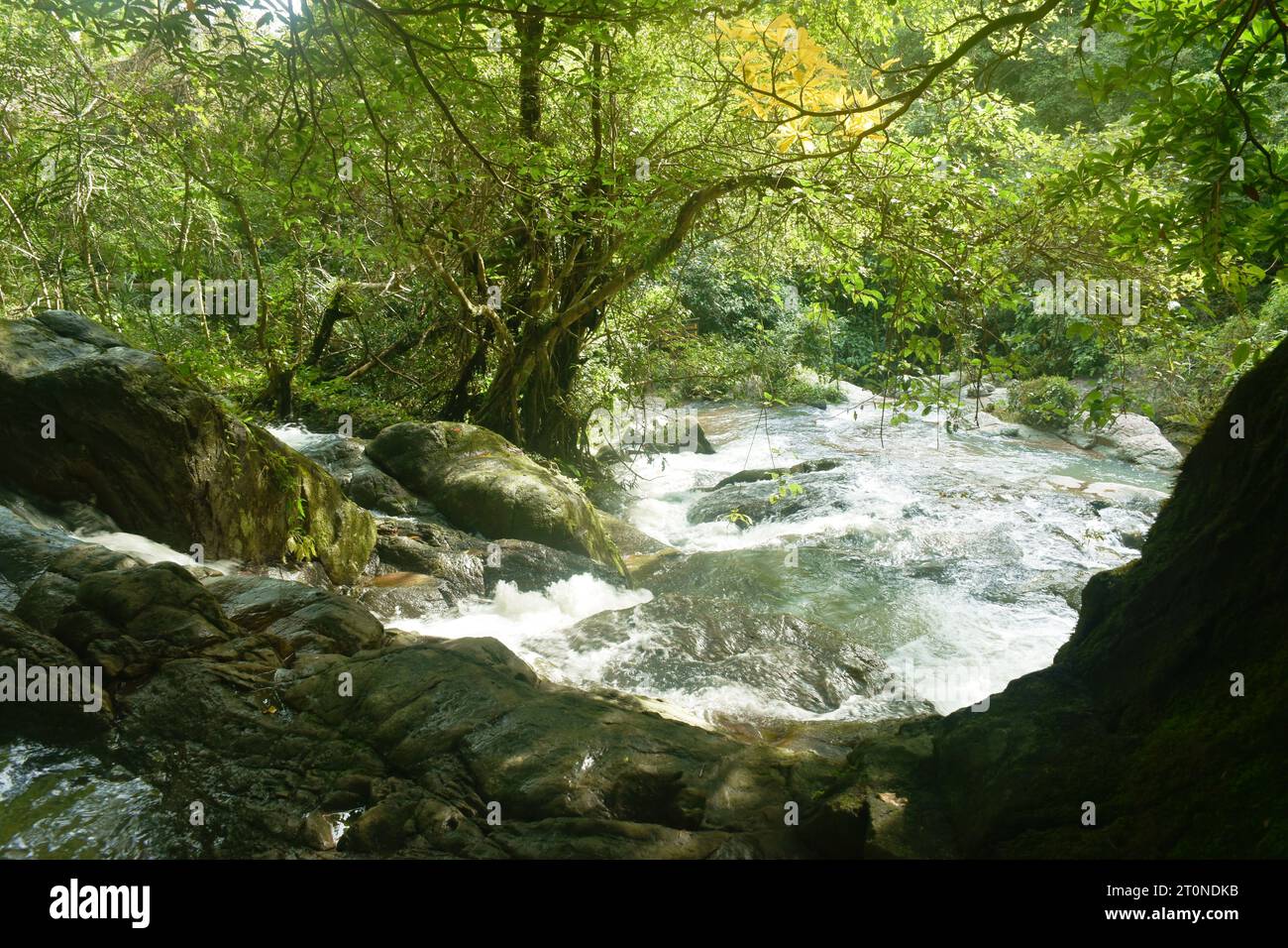 Water falling on river pass hi-res stock photography and images - Alamy