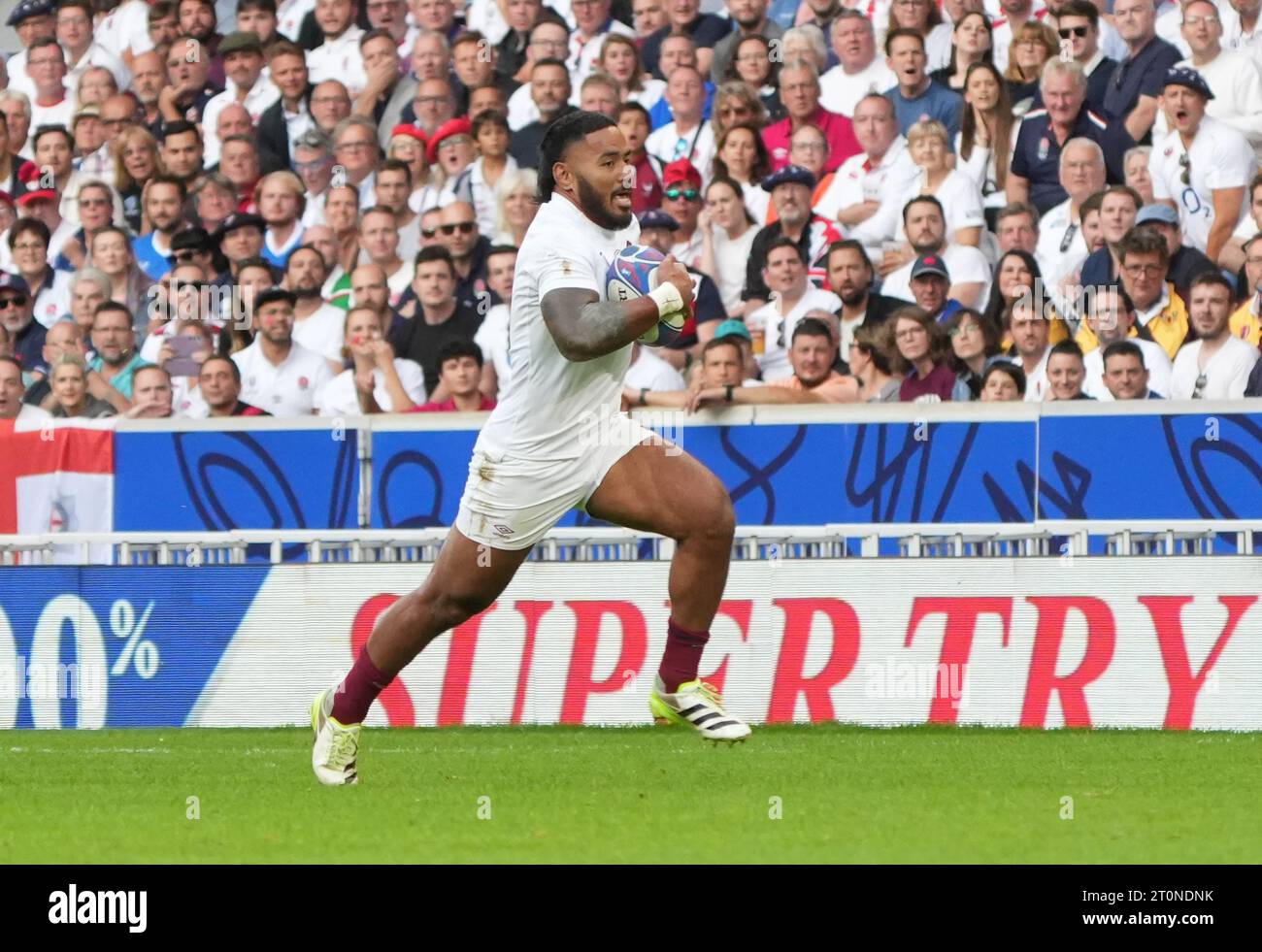 Manu Tuilagi of England during the World Cup 2023, Pool D rugby union match between England and Samoa on October 7, 2023 at Pierre Mauroy stadium in Villeneuve-d'Ascq near Lille, France - Photo Laurent Lairys / DPPI Stock Photo