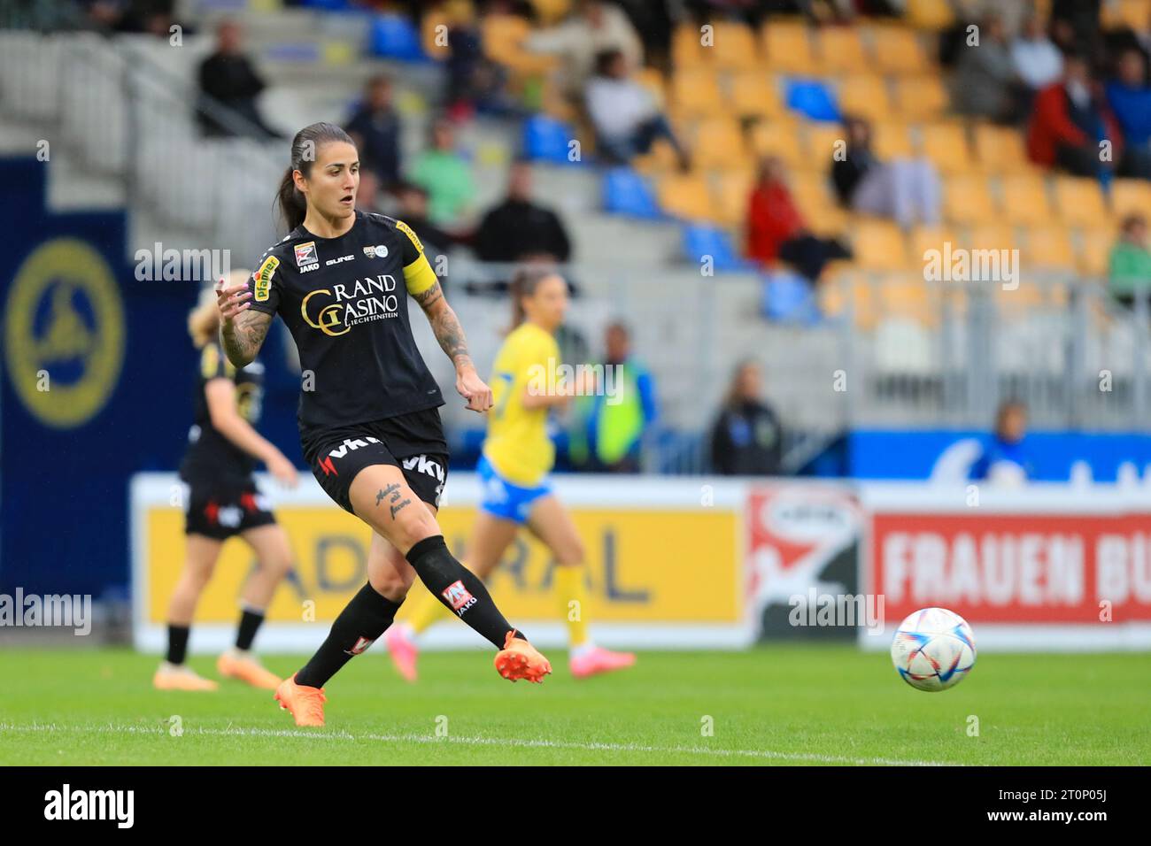 Francesca Calo (22 Altach) in action during the Admiral Frauen Bundesliga match First Vienna FC vs SCR Altach at Hohe Warte  (Tom Seiss/ SPP) Stock Photo