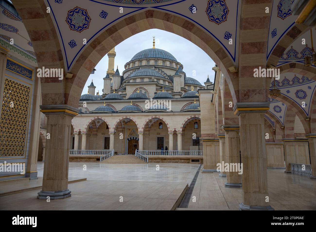 GROZNY, RUSSIA - SEPTEMBER 30, 2021: Courtyard of the Heart of Chechnya Mosque. Grozny, Chechen Republic Stock Photo