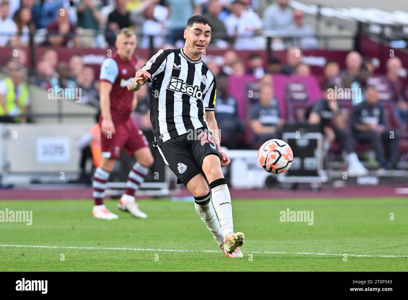 London, UK. 8th October, 2023. Miguel Almiron of Newcastle United ...