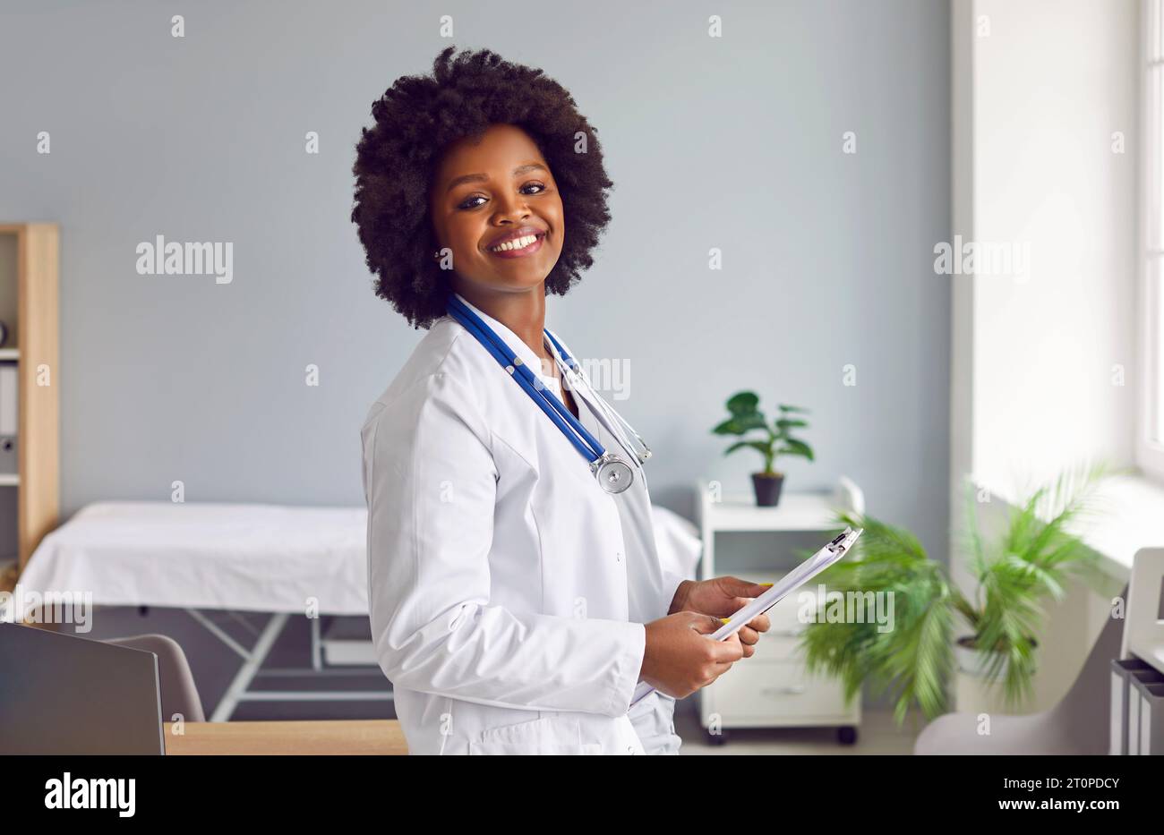 Close up medical worker standing hi-res stock photography and images ...