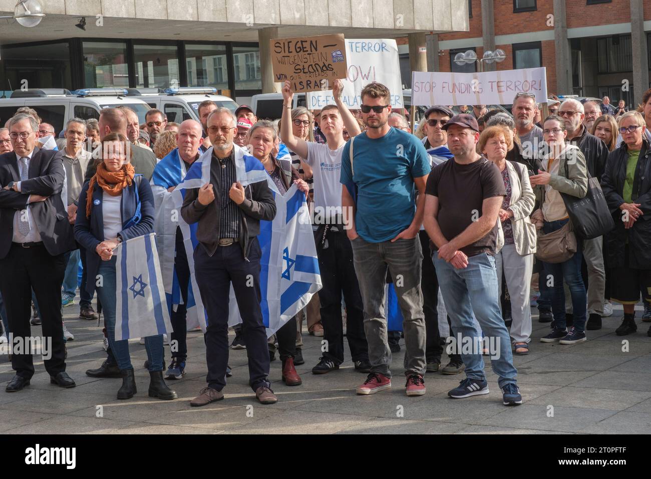 Solidarity event for Israel after the Hamas attack at Roncaliplatz in Cologne Stock Photo