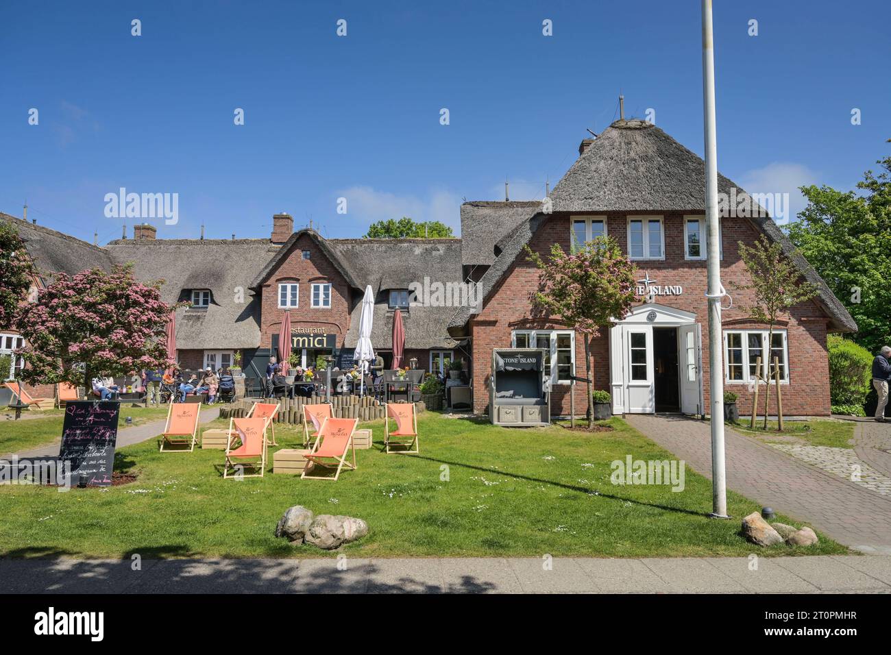 Restaurant Amici Stone Island Flagship Store Christian Peter Hansen Allee Keitum Sylt Schleswig Holstein Deutschland Stock Photo Alamy
