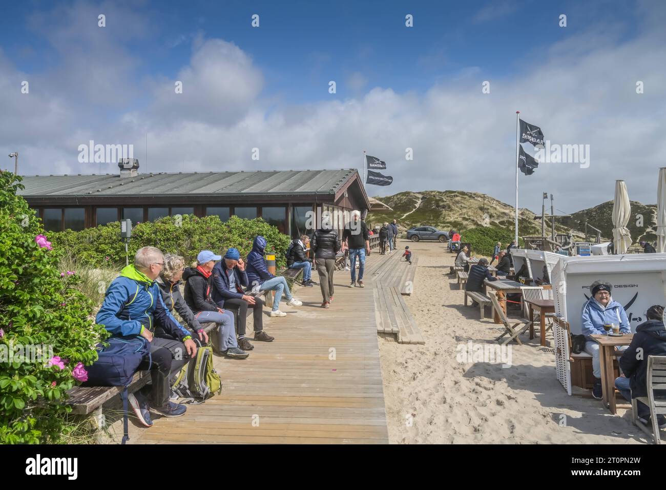 Restaurant Sansibar, Hörnum, Sylt, Schleswig-Holstein, Deutschland *** Restaurant Sansibar, Hörnum, Sylt, Schleswig Holstein, Germany Credit: Imago/Alamy Live News Stock Photo