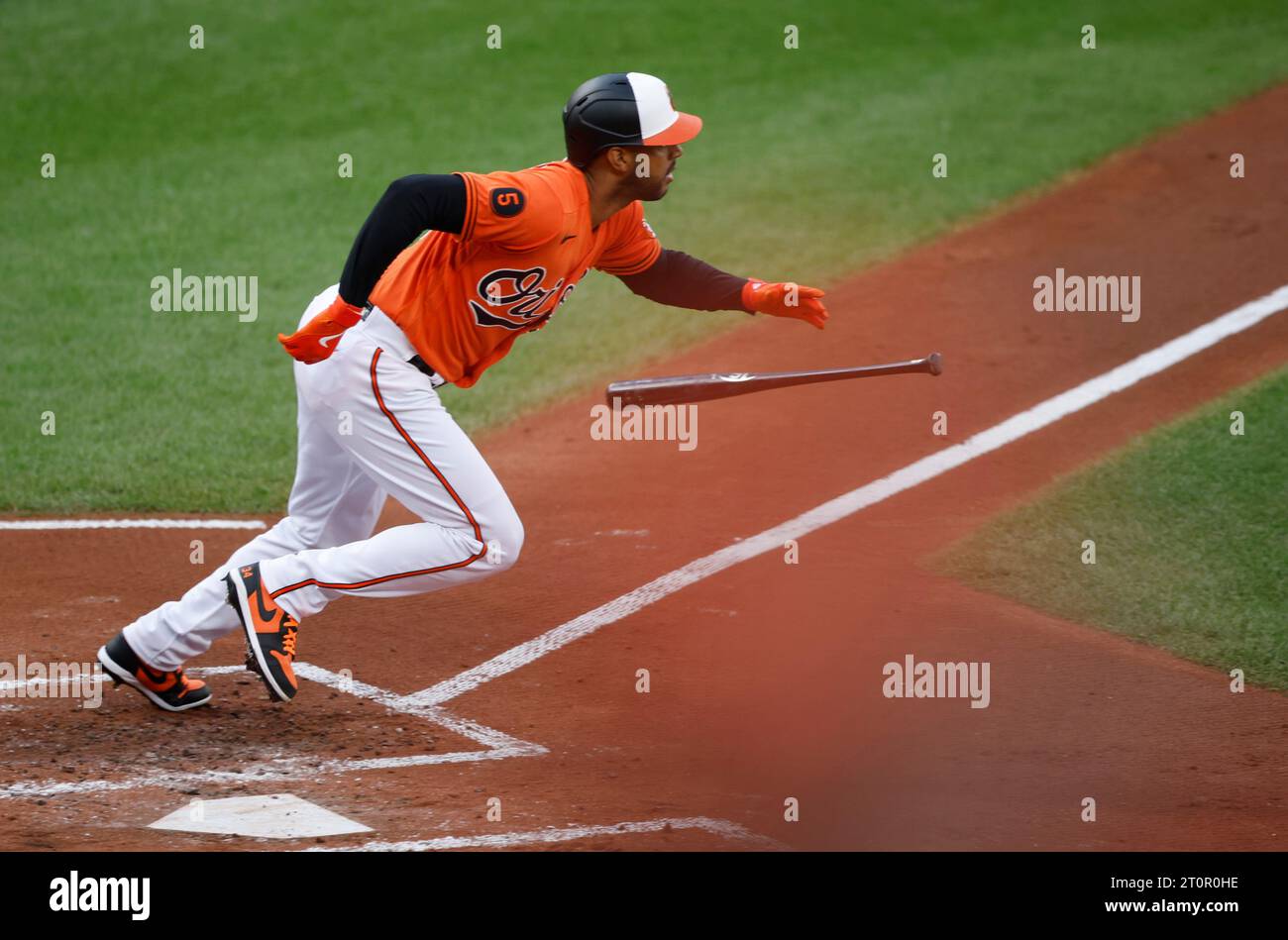 Baltimore, United States. 08th Oct, 2023. Baltimore Orioles Aaron Hicks heads for first after hitting a two-rbi single in the first inning against the Texas Rangers in Oriole Park at Camden Yards in Baltimore on Sunday, October 8, 2023. Photo by Tasos Katopodis/UPI Credit: UPI/Alamy Live News Stock Photo