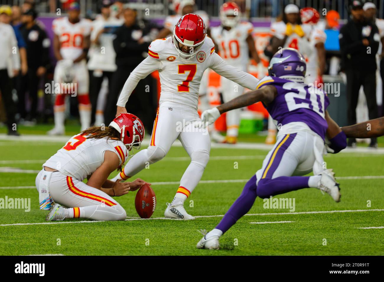 Kansas City Chiefs Place Kicker Harrison Butker 7 Kicks A Field Goal