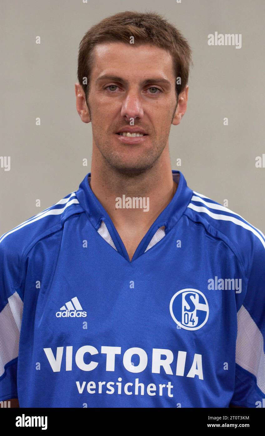 Gelsenkirchen Germany 2.7.2004, Football: Team presentation Schalke 04 for Season 2004/05 — Mladen Krstajic Stock Photo
